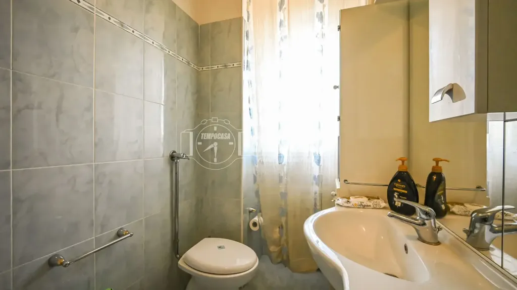Salles de bain - Balcony Flat in Collegno