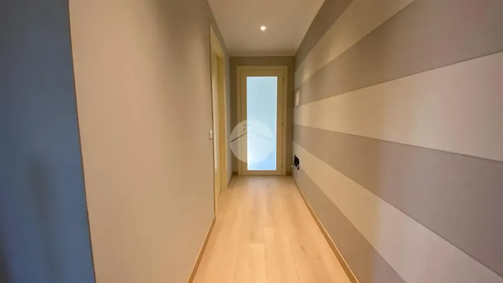 Entrée - Rearranged Apartment with Pool in Lonato