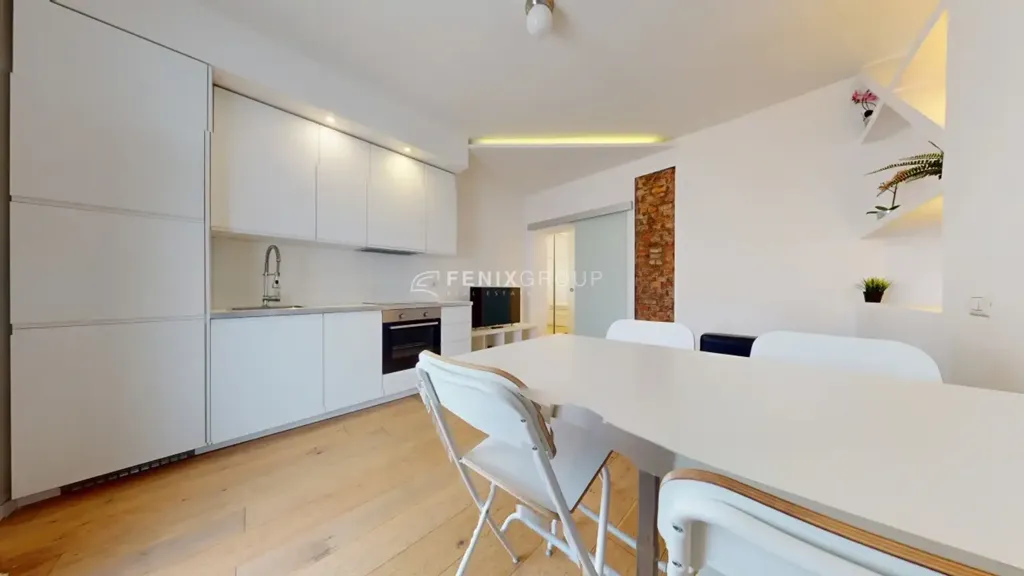 Söögituba - Bright Bilocale with Balcony in Milan