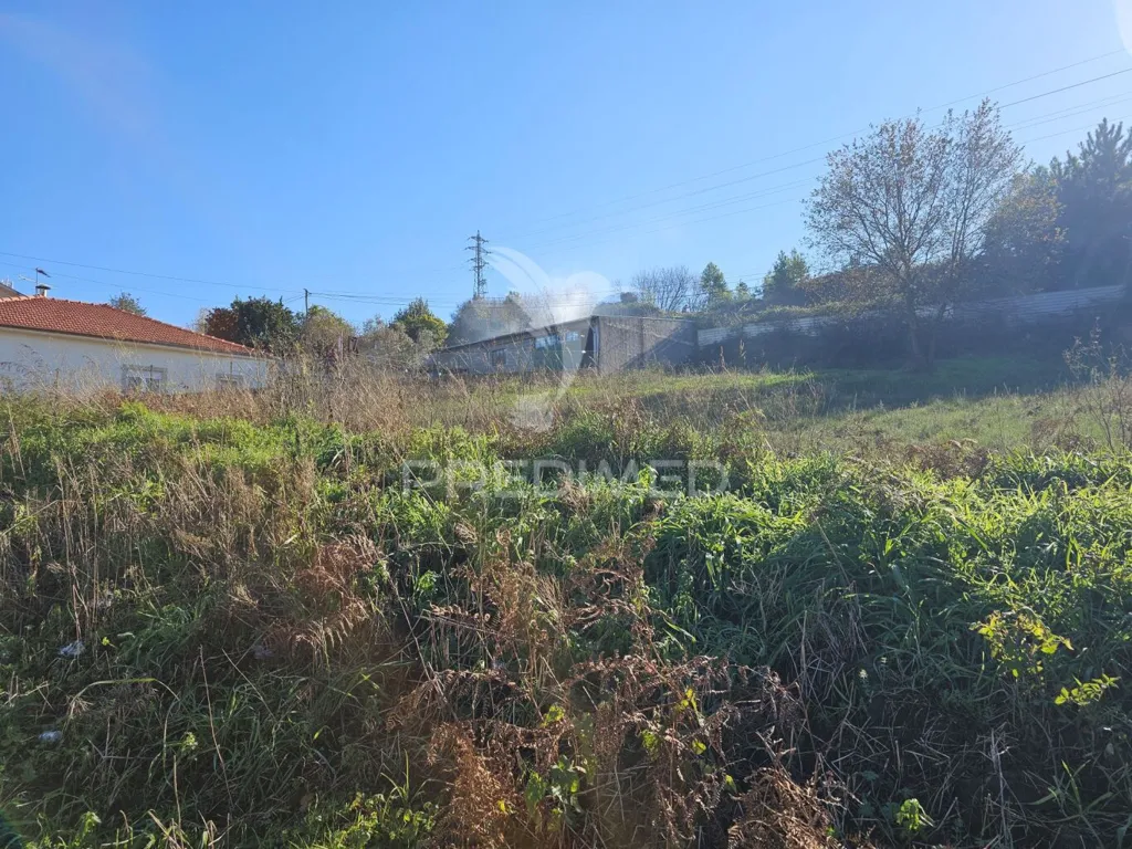 Jardin - Plot for Independent House in Santo Tirso