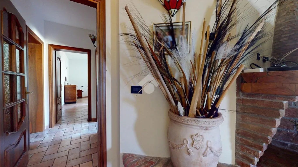 Villa with Private Garden in Cento