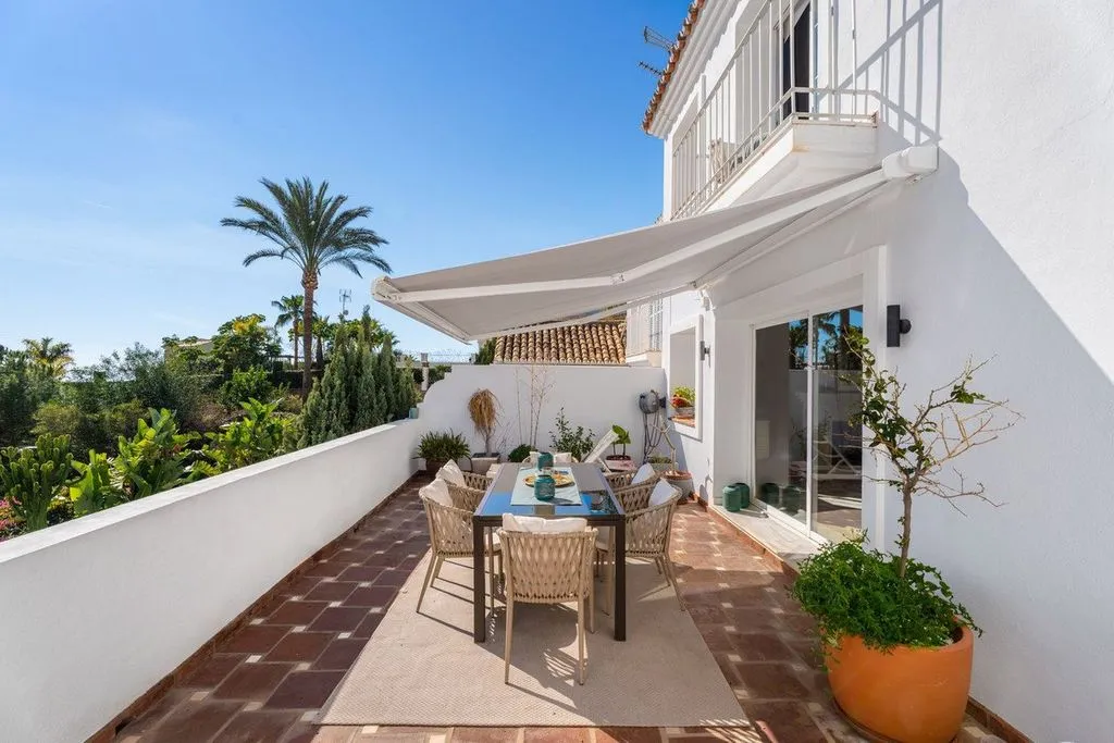 Terrace - Luxury Townhouse with Sea View in Marbella