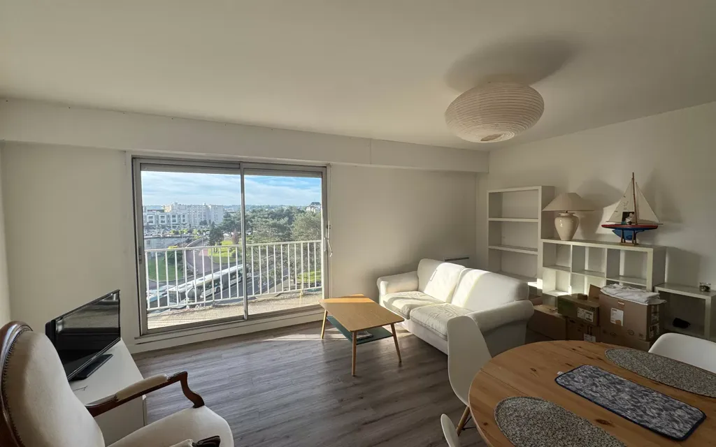 Elutuba - City Centre T2 with Balcony in Limoges