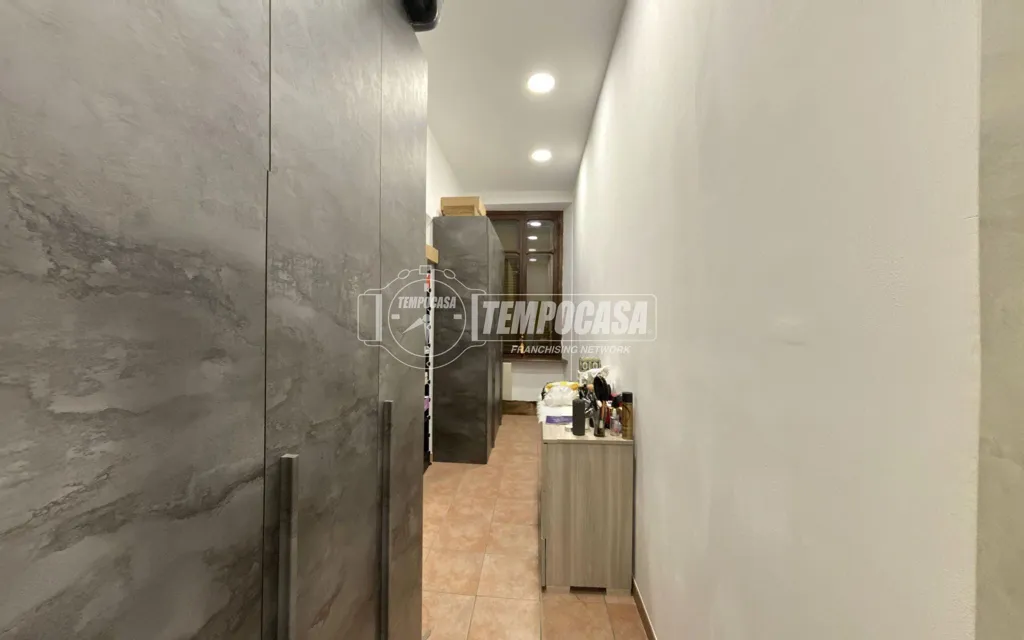 hallway_entrance