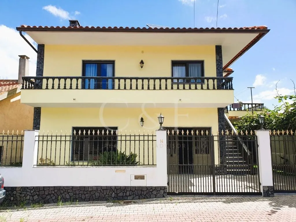 Välivaade - Luxury House with Garden in Seixal