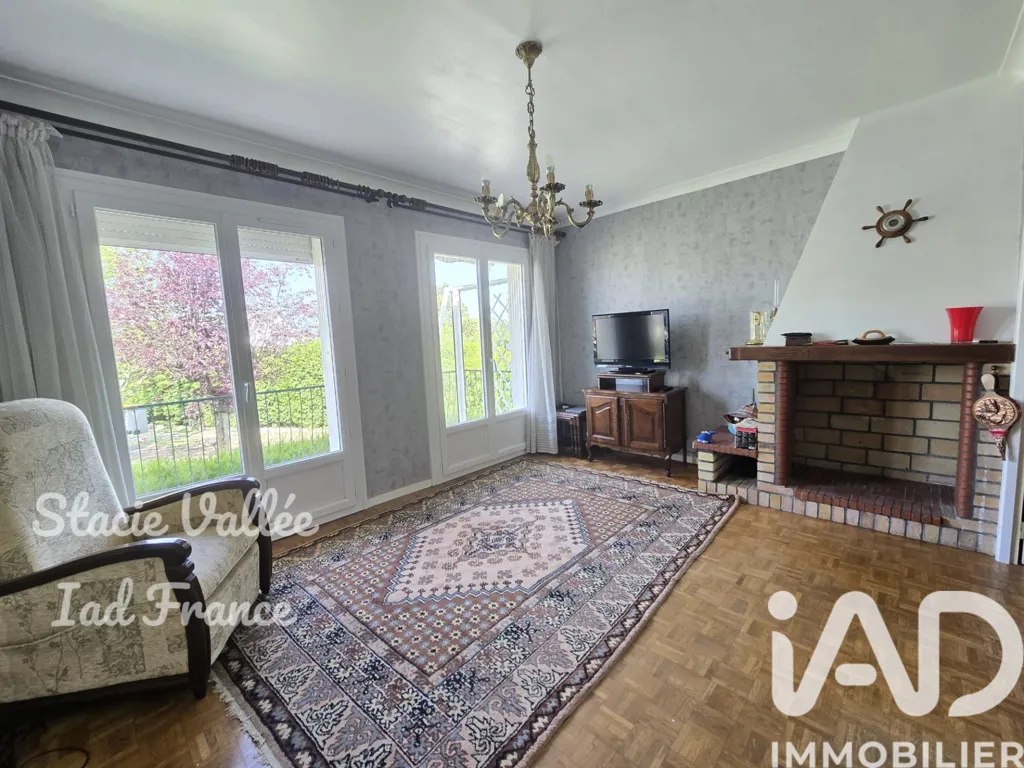 Living Room - Evolvable House with Balcony in Conches-en-Ouche