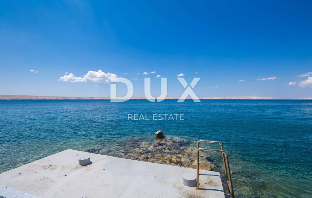 Aed - Two-Unit House with Sea View in Karlobag