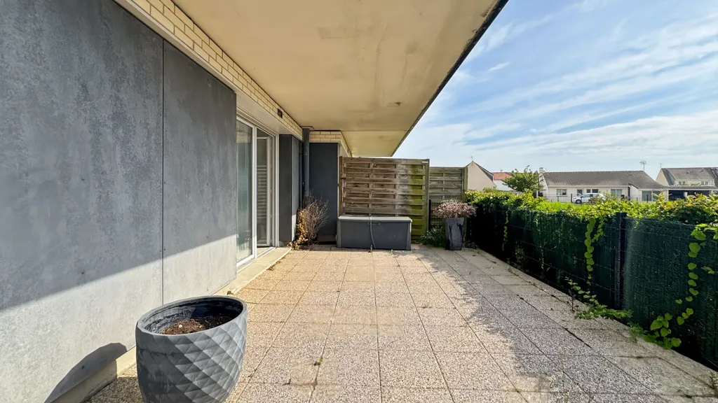 Terrazza - Ground Floor Flat with Private Garden in Coquelles