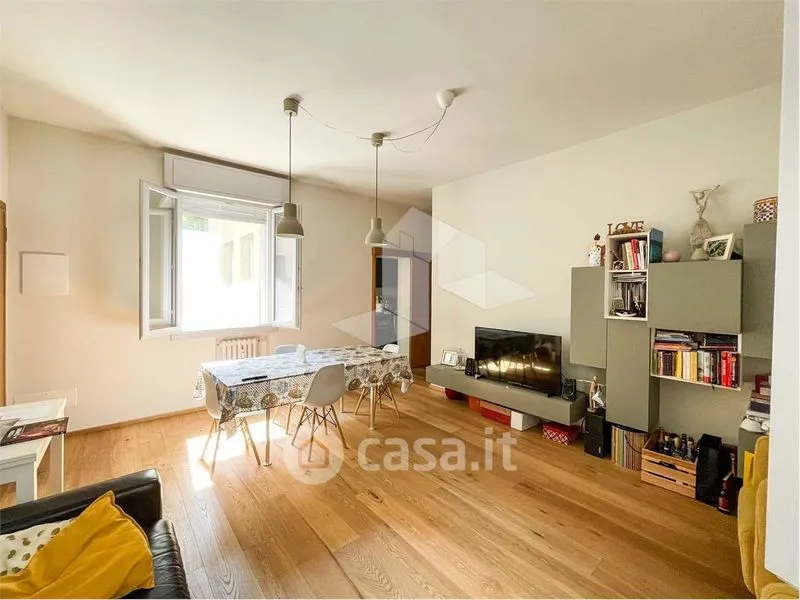 Séjour - Rustic Flat with Central Heating in Reggio Emilia Centre