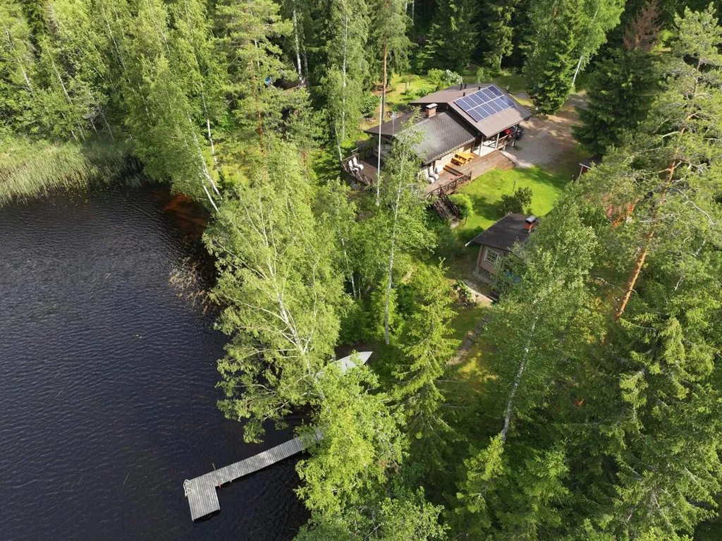 Õhuvaade - Cottage with Private Lakefront in Suurijärvi