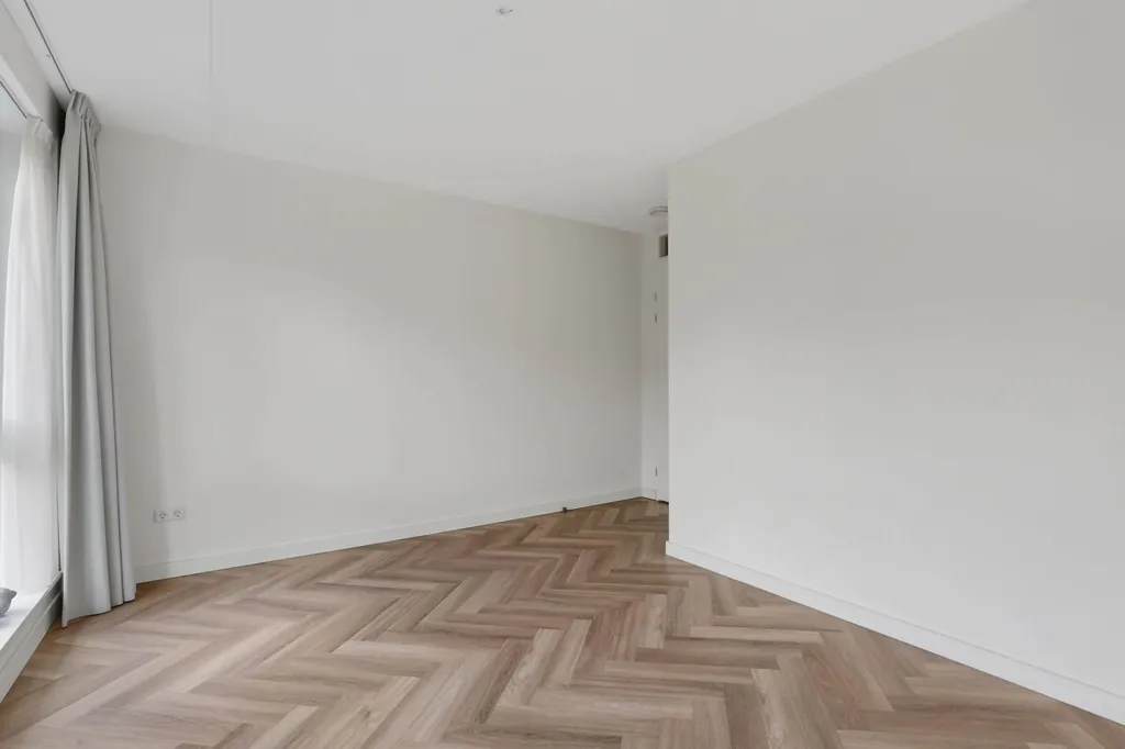 Pièces - Modern Apartment with Balcony in Zevenhuizen