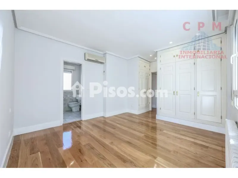 Bedrooms - Sunny Loft with Terraces in Castellana
