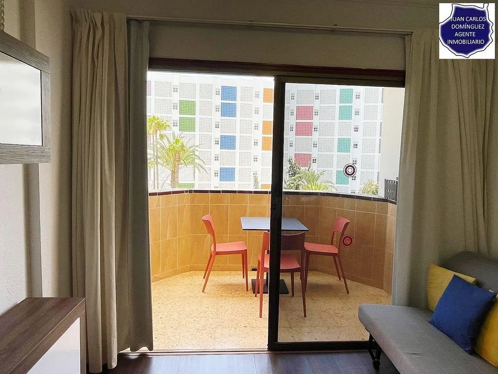 Soggiorno - Spacious Apartment with Balcony in Playa del Inglés