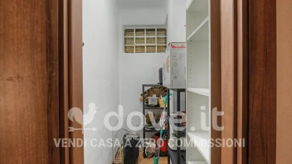 Buanderie - Rearranged Flat with Terrace in Varese