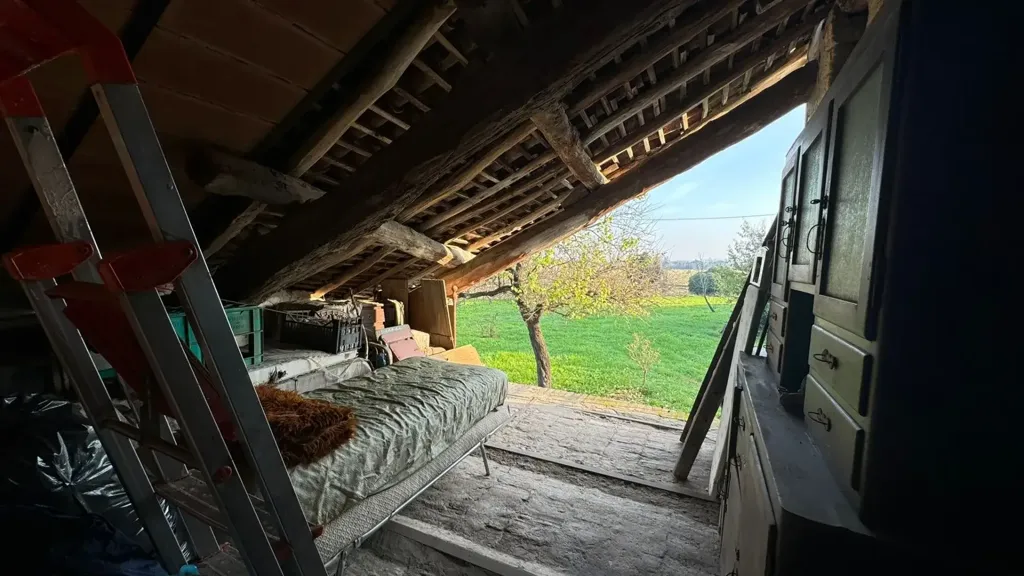 Pièces - Rustic Cottage for Renovation in Casale Monferrato