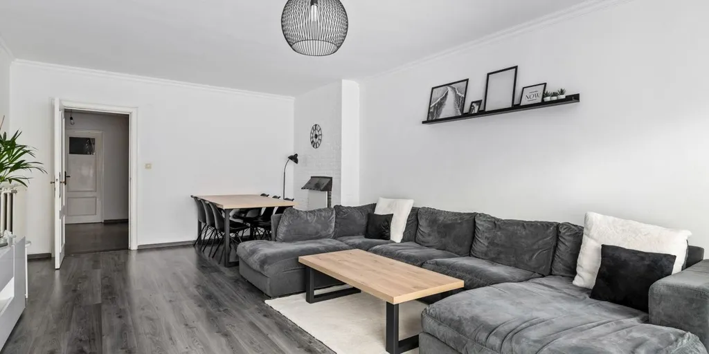 Séjour - Appartement Instapklaar avec Balcon à Mortsel