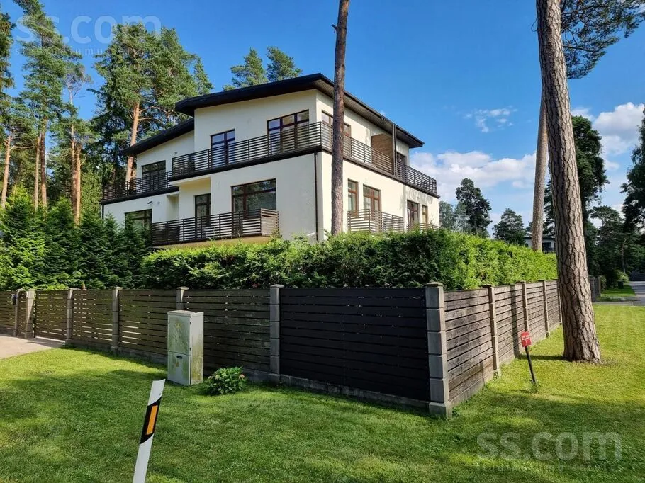 6-toaline maja asukohas Jūrmala