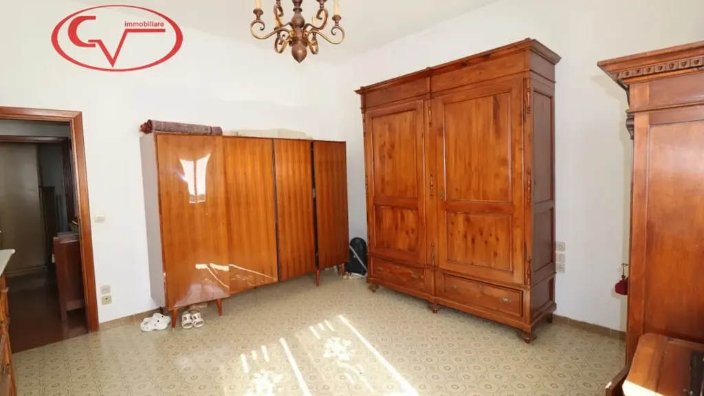 Chambres - Trifamiliare Villa with Garden in Montevarchi