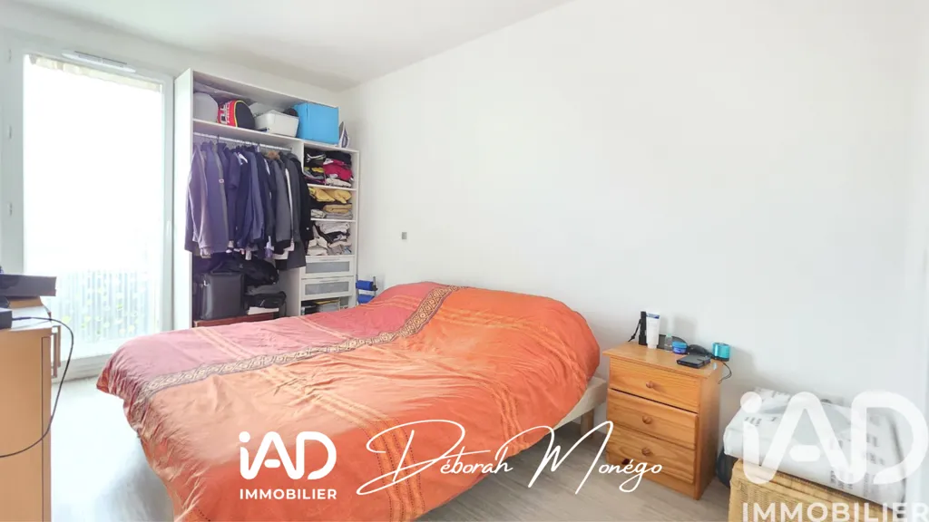 Chambres - Appartement avec Balcon et Parking à Limay