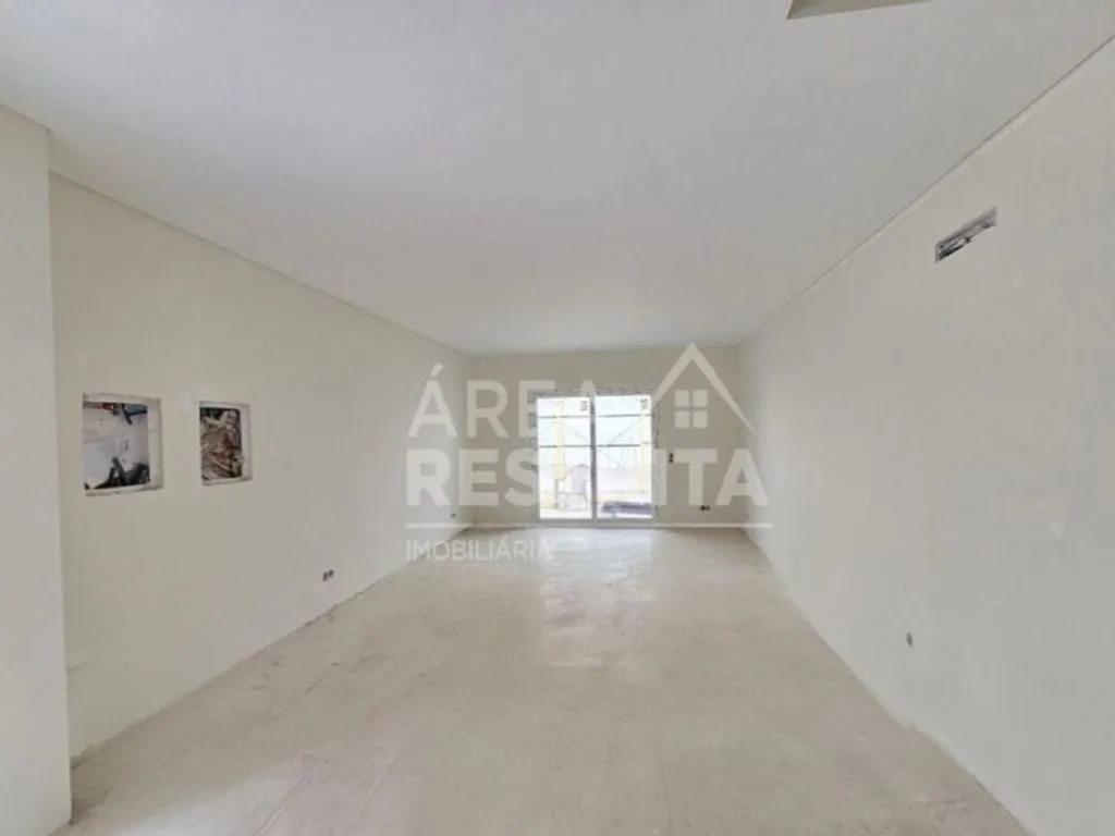 Entrée - Contemporary Semidetached House in Seixal