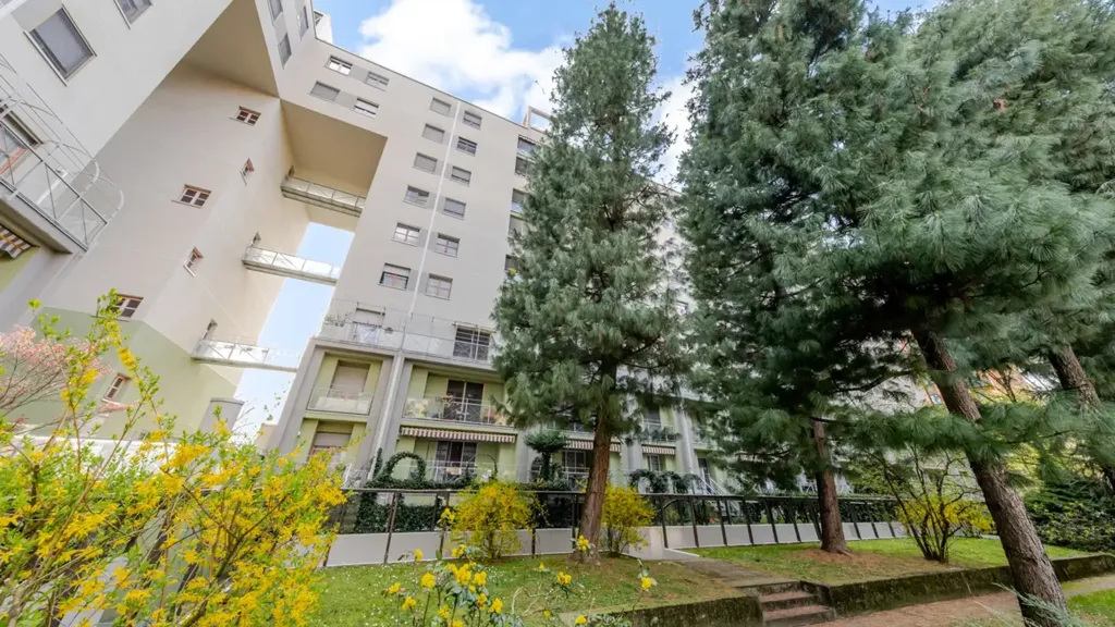 Aed - Flat with Balcony in Milan