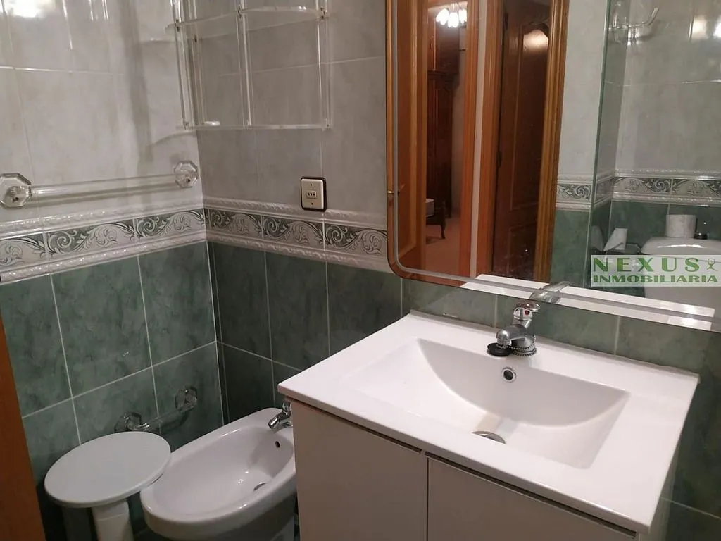 Vannitoad - Bright Apartment with Garage in Old Town