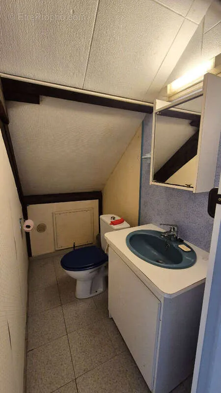 Salles de bain - Maison à Rénover au Bourg de Clohars