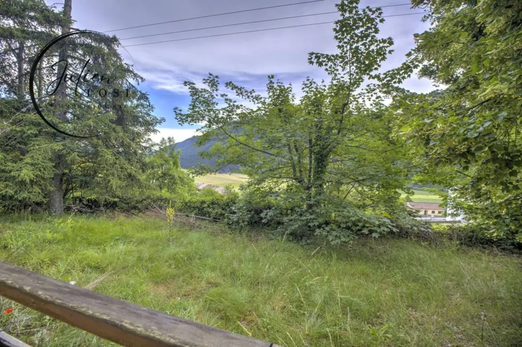 Aed - 4-Piece House with South View in Caille