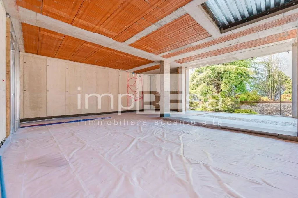 Toad - New Luxury Villa with Private Garden in Silea