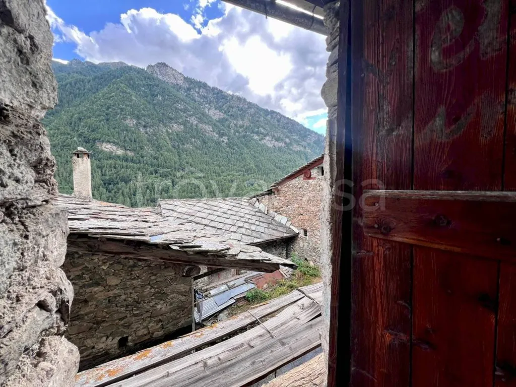 Terrass - Rustic Stone Cottage in Casteldelfino