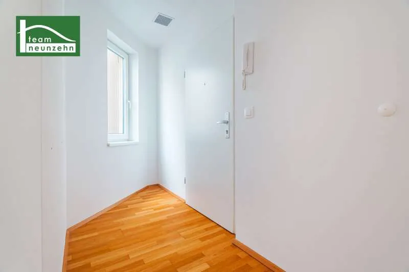 Ingresso - Dachgeschosswohnung with Terrace in 17th District