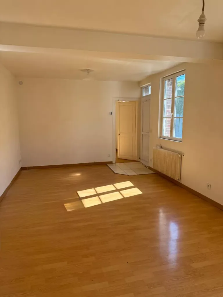 Séjour - Maison avec Jardin Clos et Garage à Evreux