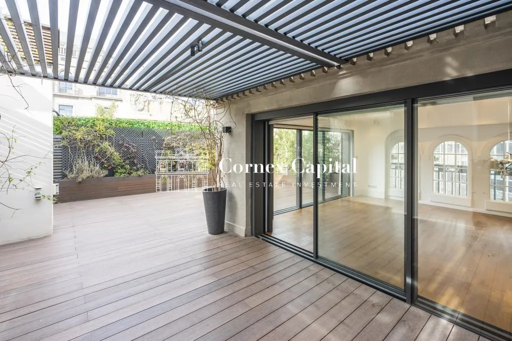 Terrace - Penthouse-Duplex with Terrace in Eixample, Barcelona