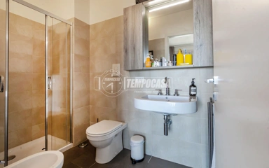 Salles de bain - Luxury Triplex with Panoramic Views in Milan