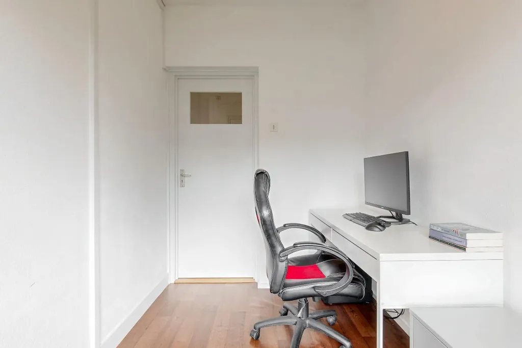 Kabinet - Rietveld-Designed Flat with Balcony in Utrecht