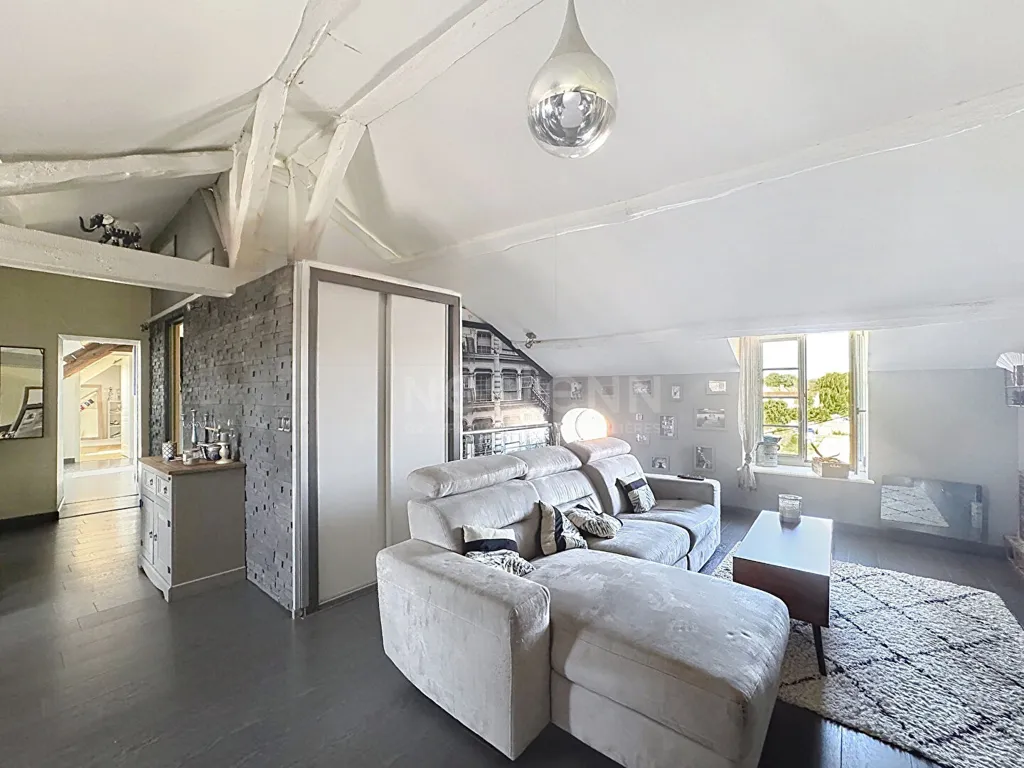 Elutuba - Charming 4-Bedroom Apartment in Lamorlaye
