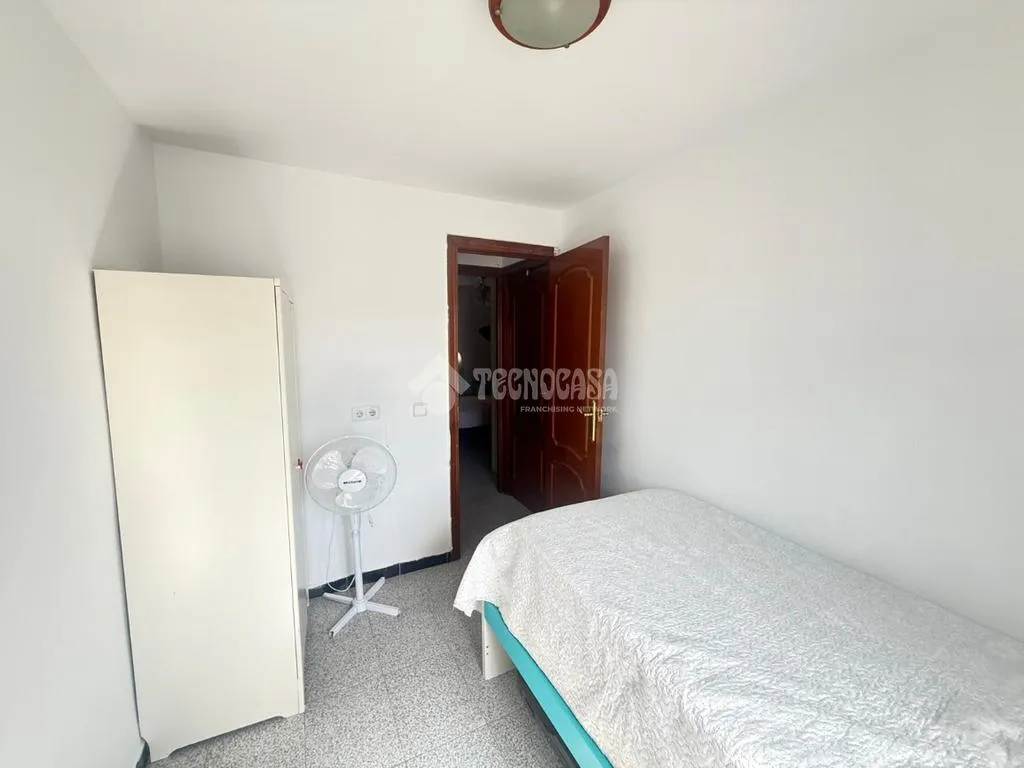 Chambres - 1970s Flat with Air Conditioning in Huelva