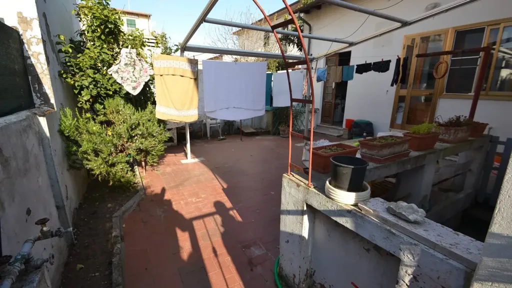 Aed - Villa with Seafront Access in Rosignano Solvay