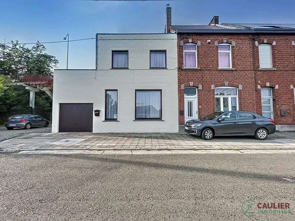 Välivaade - House with Office Annex in Mons