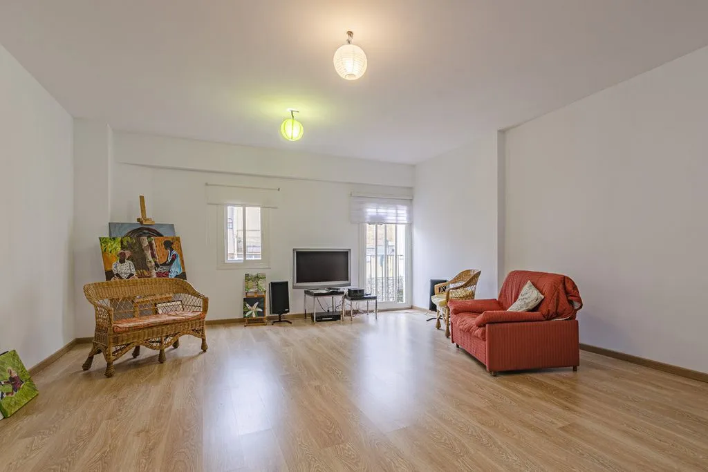 Séjour - Duplex with Private Terrace in Barcelona's Born