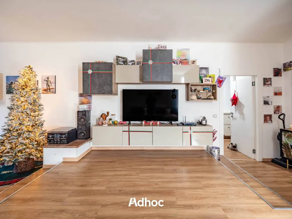 Elutuba - Spacious Apartment with Terrace in Fano