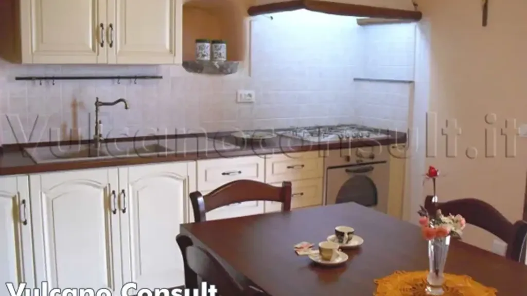 Cucina - Traditional Eolian Villa with Garden in Leni