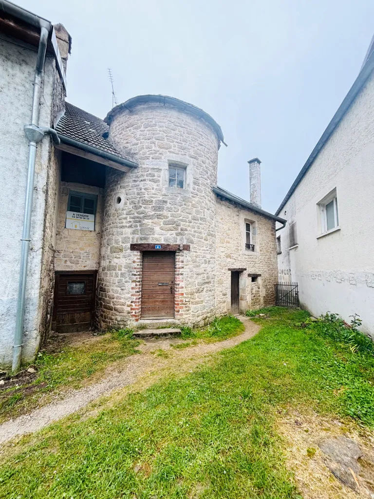 Jardin - Maison à Rénover avec Jardin au Centre de Quingey