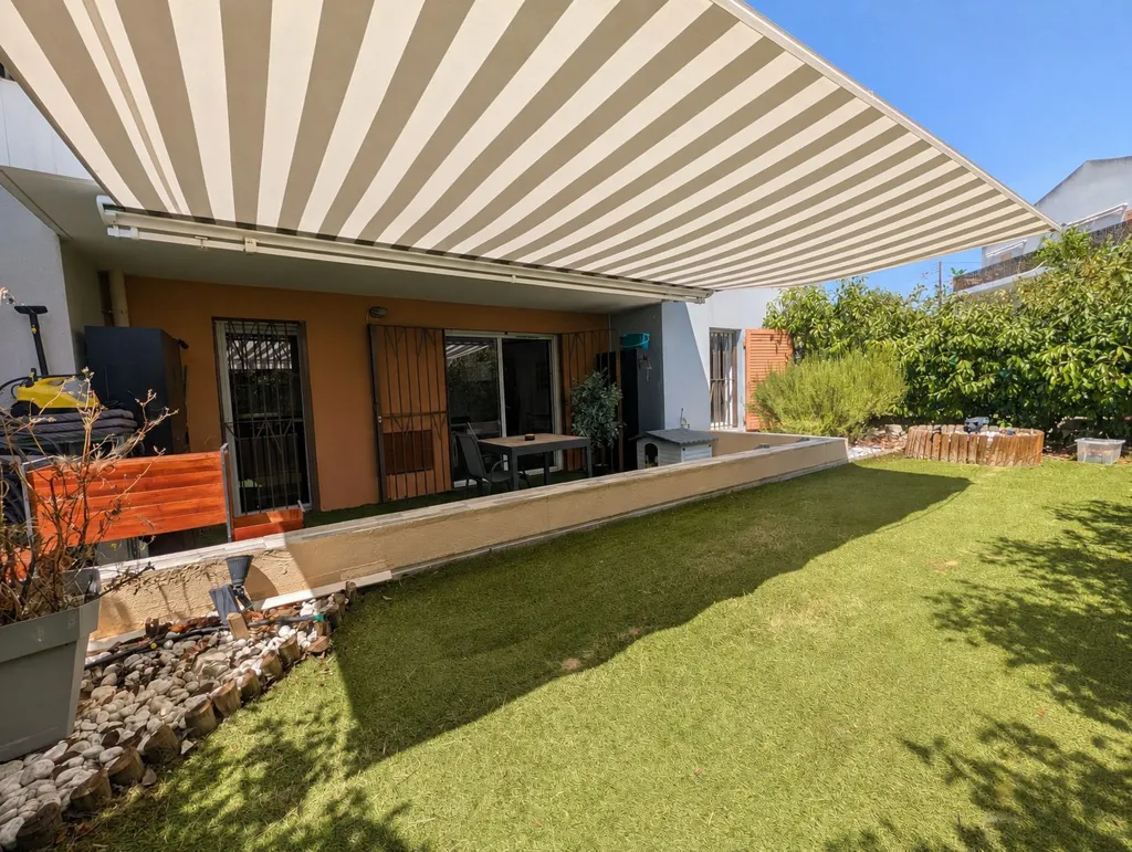 Appartement avec Terrasse à Marseille 14e