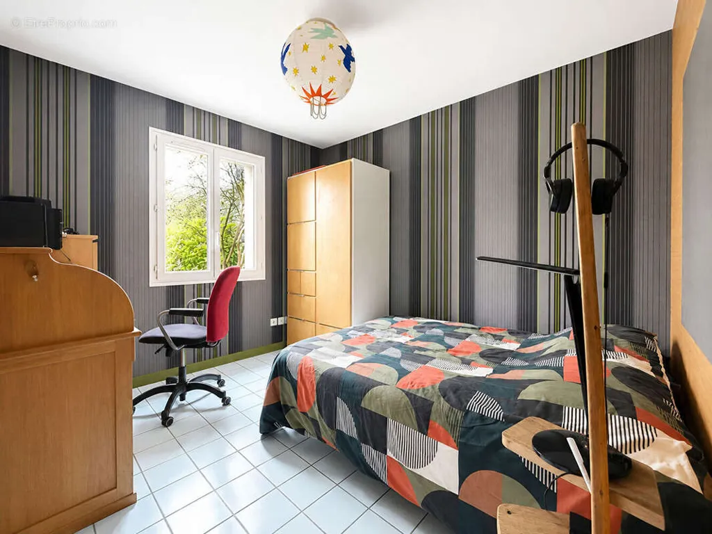 Chambres - Maison 6 pièces à Orgeval