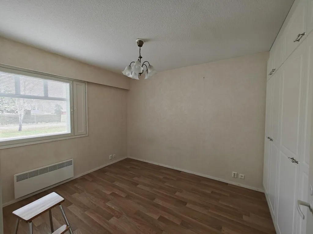 other_room