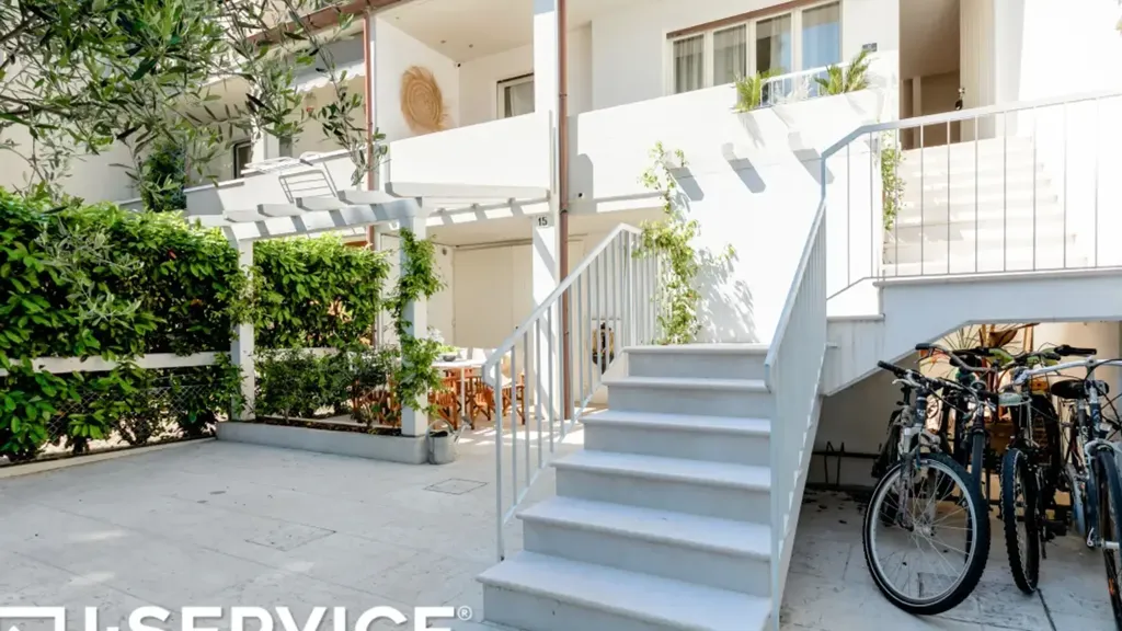 Terrass - Villa Portion with Sea Access in Cervia