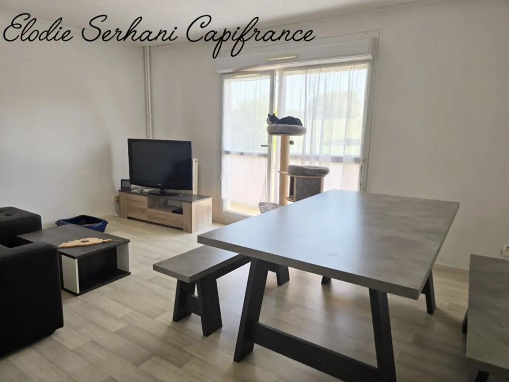 Söögituba - T3 Apartment with Balcony in Valentigney