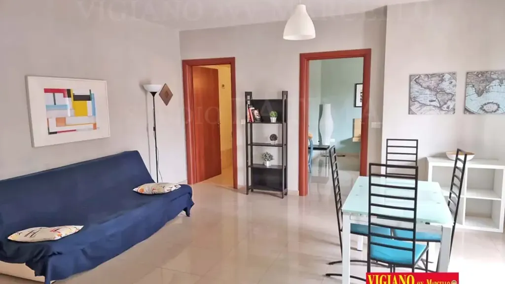Séjour - 2-Bedroom Apartment with Balcony in Foggia