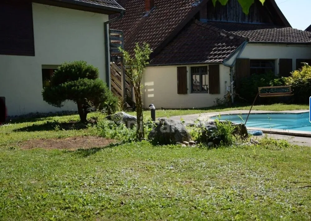 Bassein - Château with Garden in Reiningue
